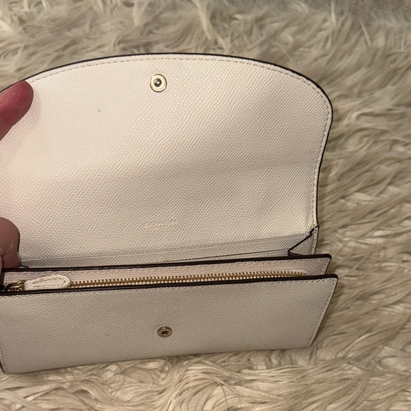 Coach white Leather Wallet - Picture 5 of 12